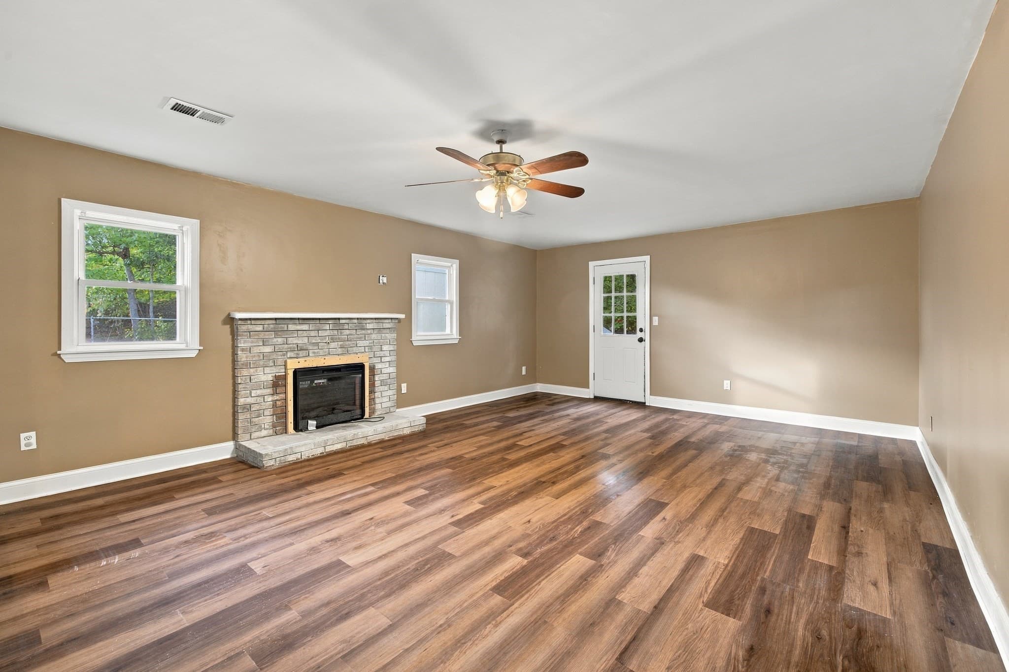 Single Family Residence at 19 Waleco Rd, Brockton MA 02302, Brockton, photo 12 of 41