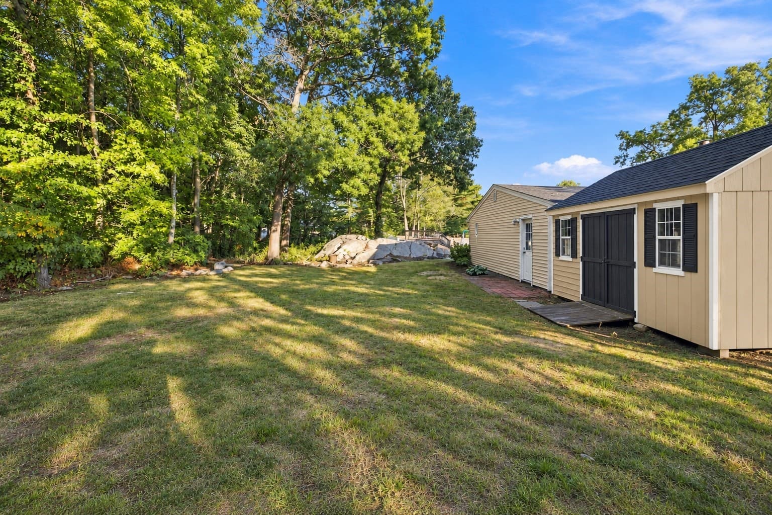Single Family Residence at 19 Waleco Rd, Brockton MA 02302, Brockton, photo 33 of 41