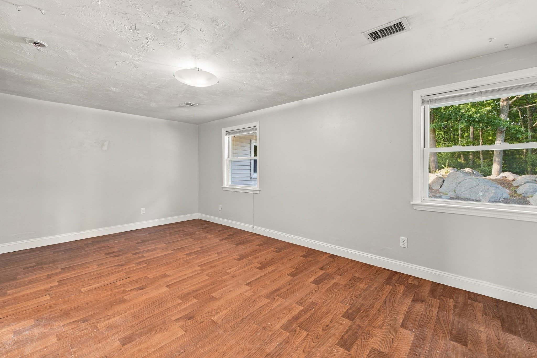 Single Family Residence at 19 Waleco Rd, Brockton MA 02302, Brockton, photo 25 of 41