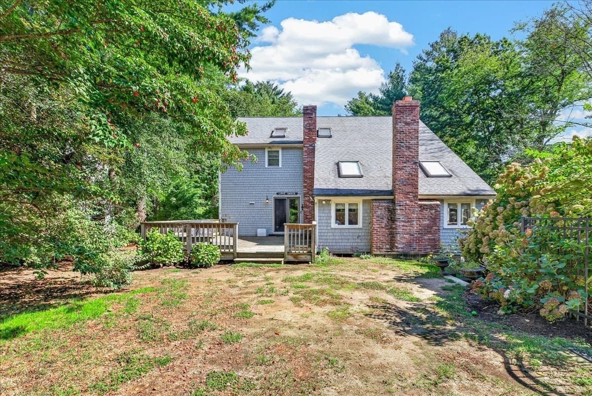 Single Family Residence at 20 Tara Dr, Pembroke MA 02359, photo 36 of 40