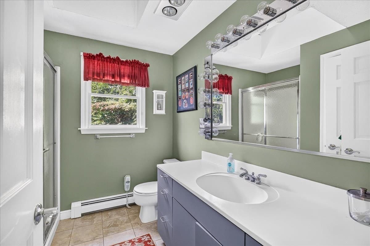 Single Family Residence at 20 Tara Dr, Pembroke MA 02359, photo 33 of 40