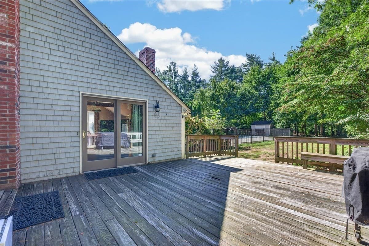 Single Family Residence at 20 Tara Dr, Pembroke MA 02359, photo 35 of 40