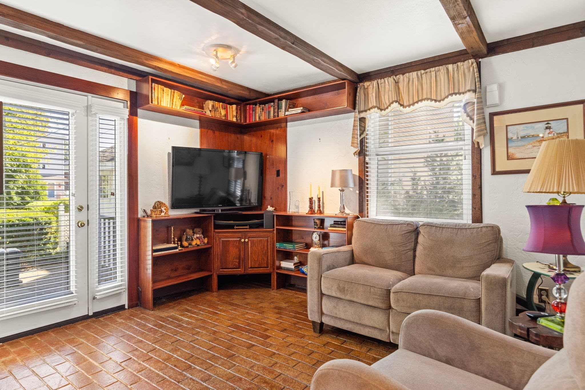 Condominium at 226 County St # A, Attleboro MA 02703, Attleboro, photo 12 of 40