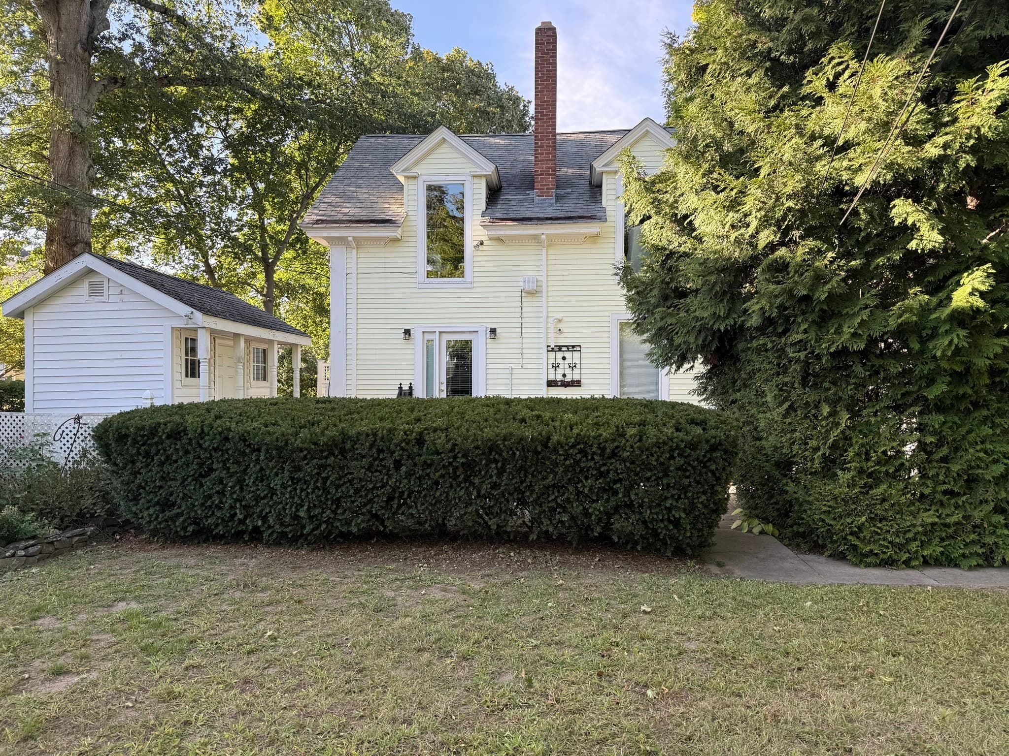 Condominium at 226 County St # A, Attleboro MA 02703, photo 41 of 41