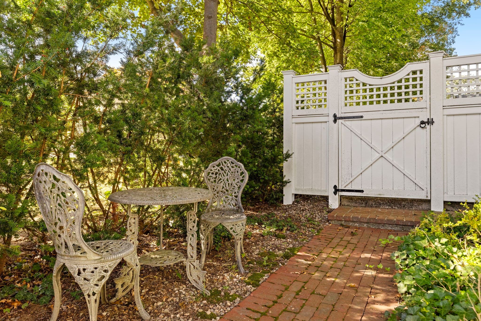 Condominium at 226 County St # A, Attleboro MA 02703, Attleboro, photo 40 of 40