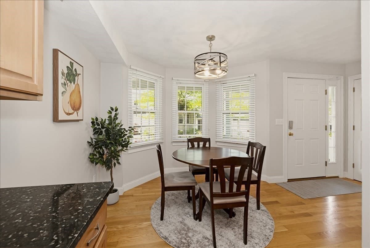 Condominium at 10 Charnstaff Lane # 202, Billerica MA 01821, Billerica, photo 6 of 42