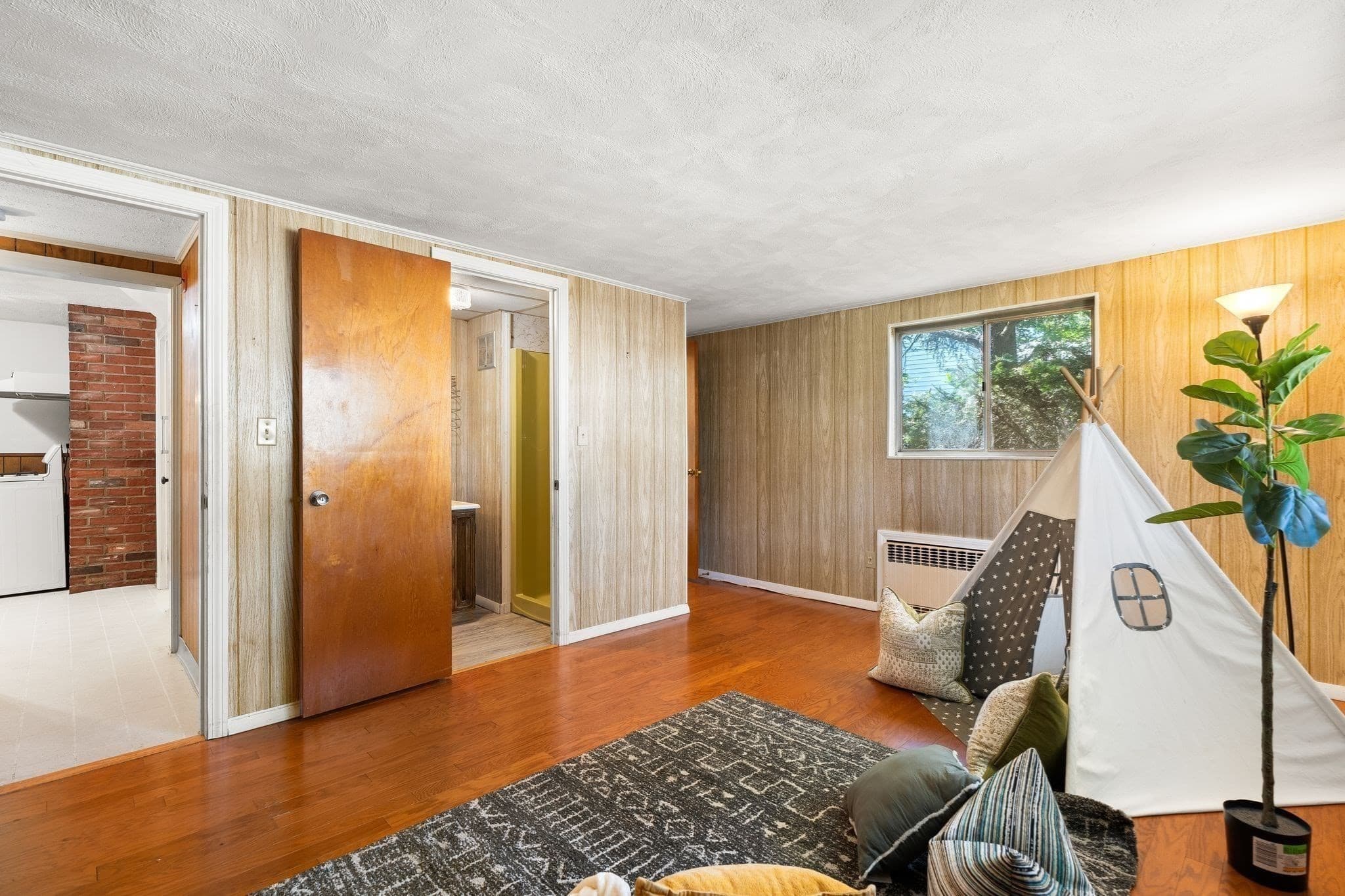 Single Family Residence at 51 Iroquois Road, Arlington MA 02476, Arlington, photo 17 of 34