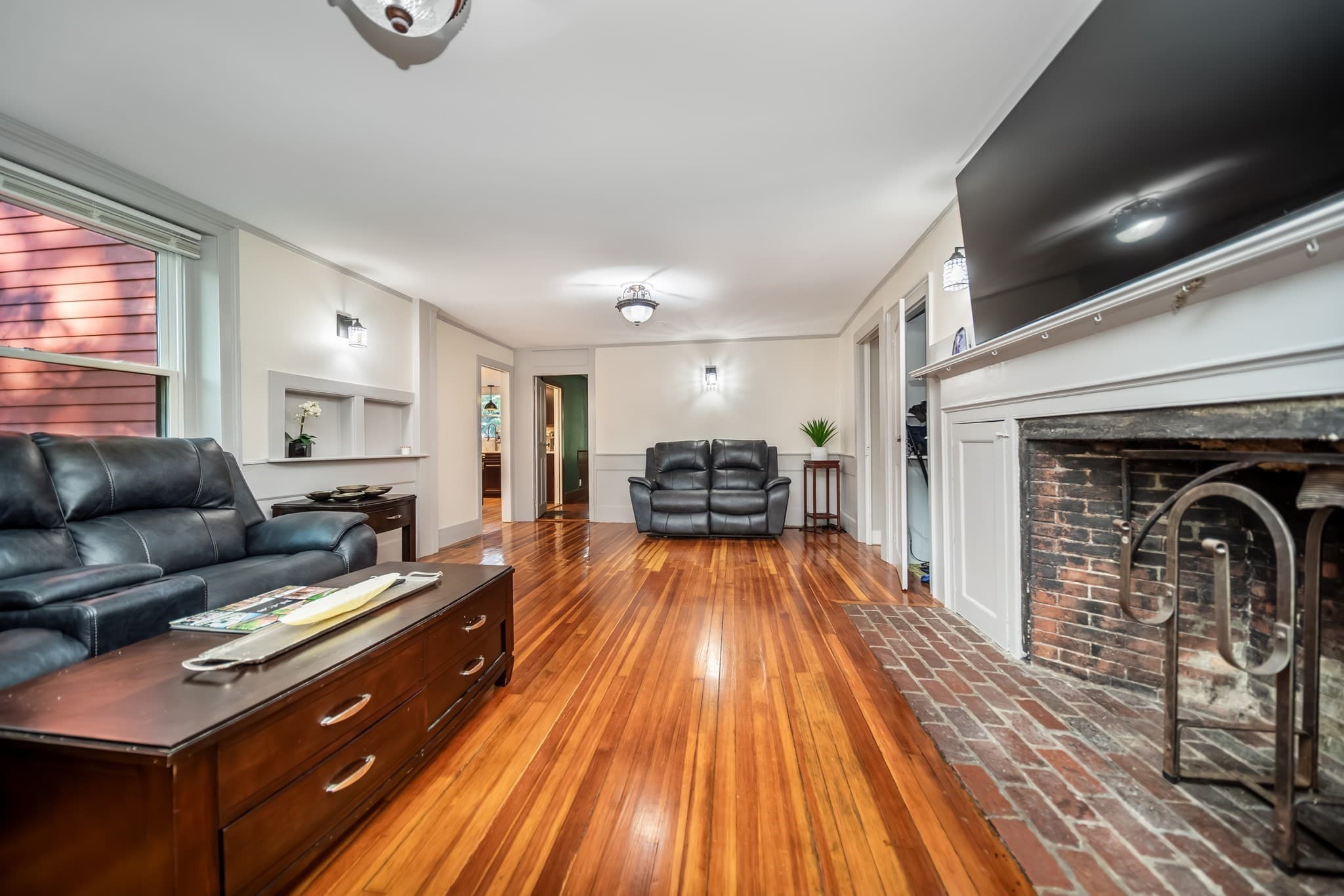 Single Family Residence at 20 Harnden St, Wilmington MA 01887, Wilmington, photo 6 of 42