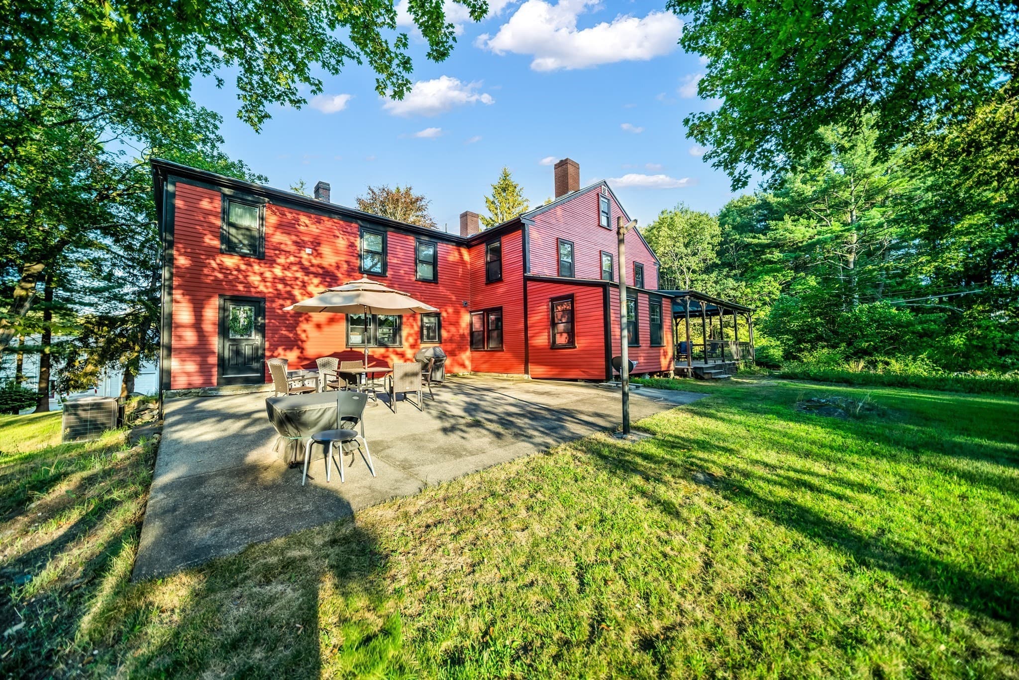 Single Family Residence at 20 Harnden St, Wilmington MA 01887, Wilmington, photo 3 of 42