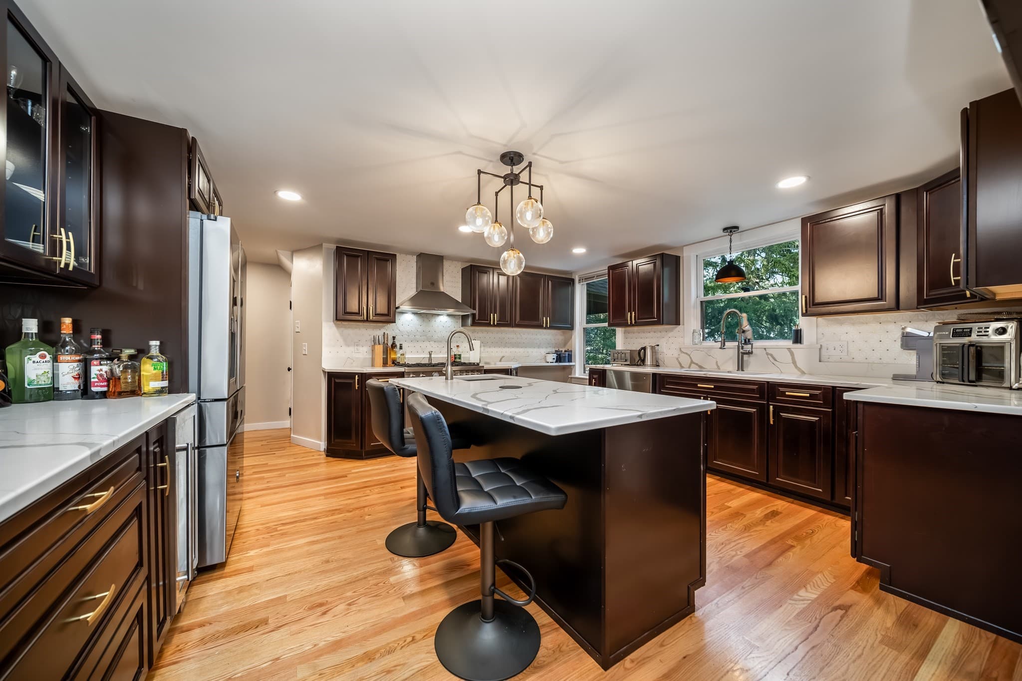 Single Family Residence at 20 Harnden St, Wilmington MA 01887, Wilmington, photo 9 of 42