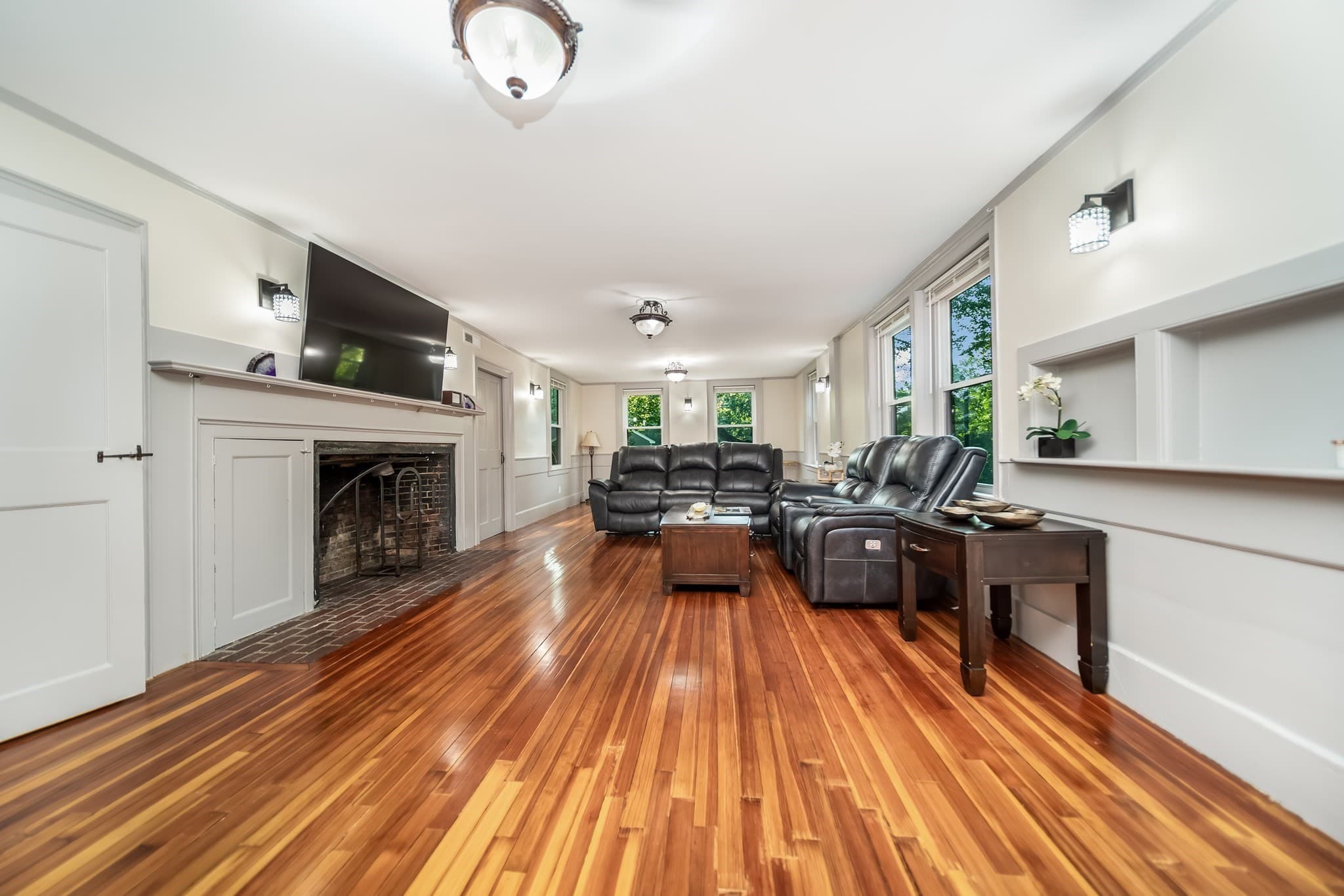 Single Family Residence at 20 Harnden St, Wilmington MA 01887, Wilmington, photo 11 of 42
