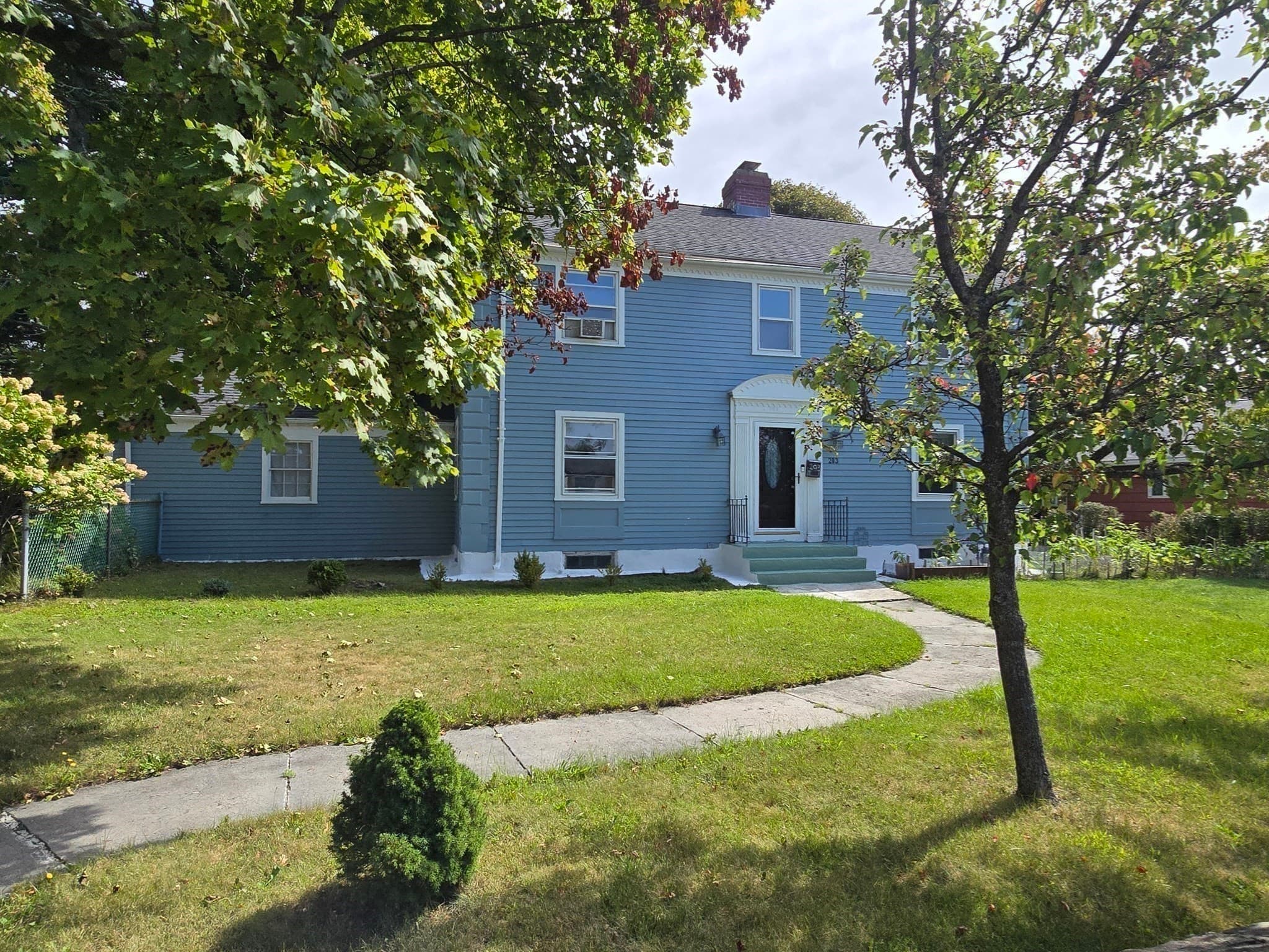 Single Family Residence at 203 Burncoat St, Worcester MA 01606, Worcester, photo 2 of 41