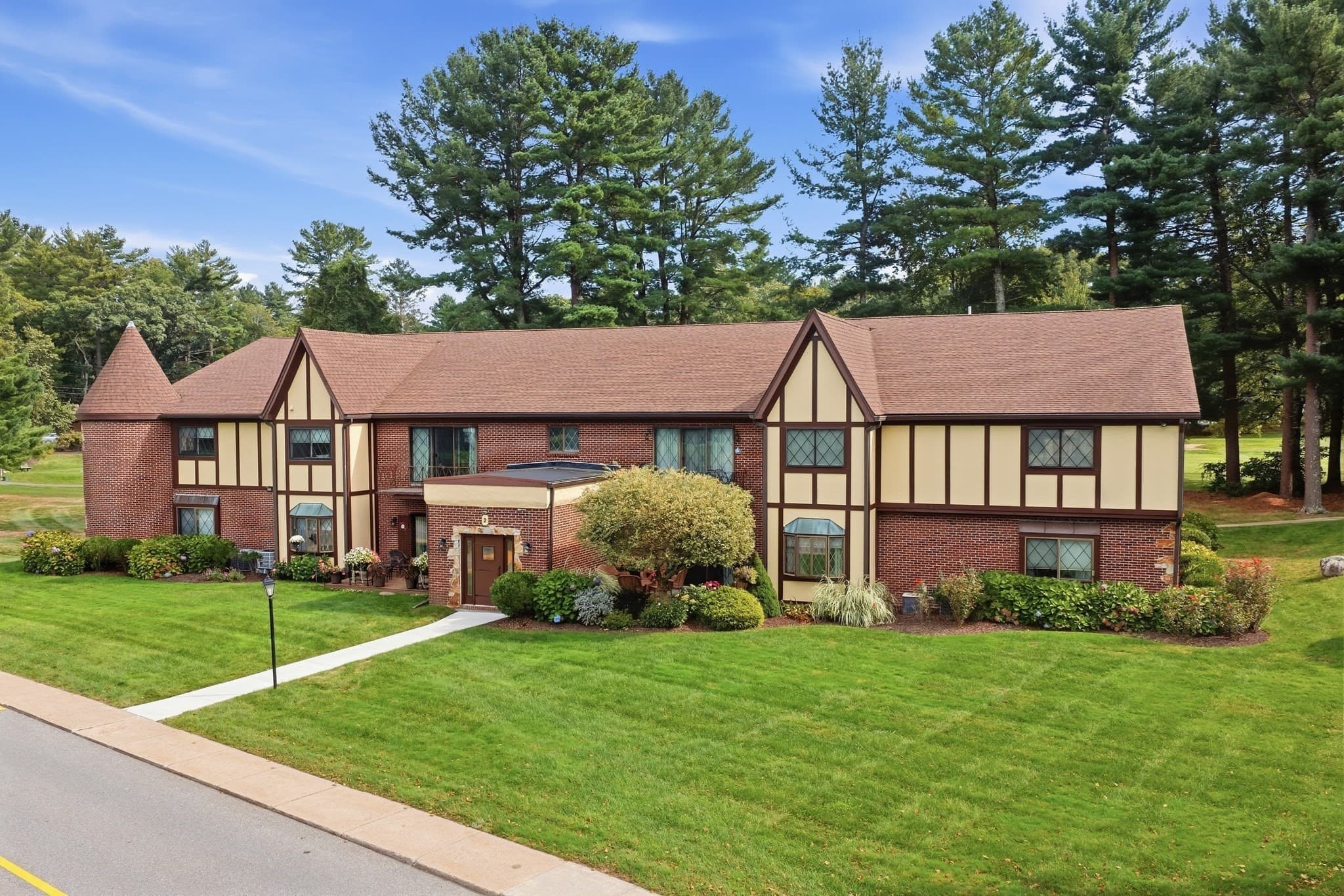 2 Rainbow Pond Drive # 2, Walpole MA 02081