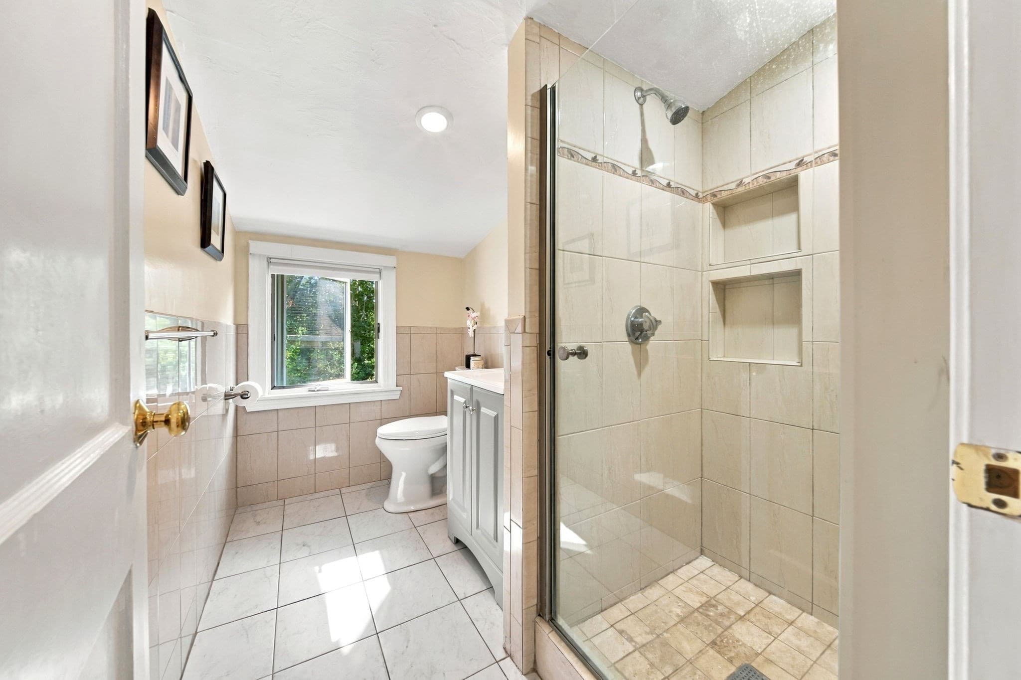 Single Family Residence at 147 Elmlawn Rd, Braintree MA 02184, Braintree, photo 27 of 42