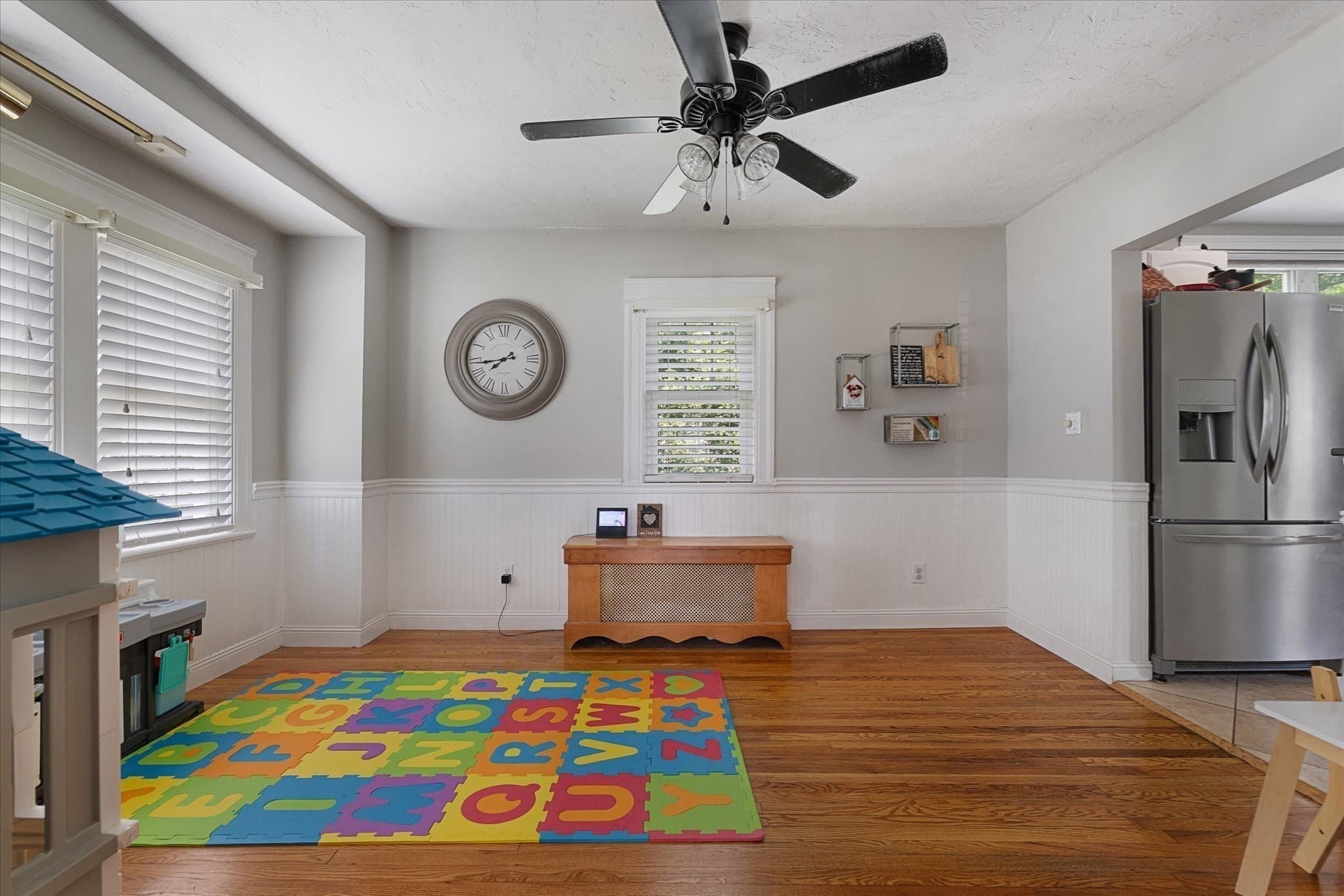 Single Family Residence at 22 Oneida, Worcester MA 01606, Worcester, photo 6 of 27