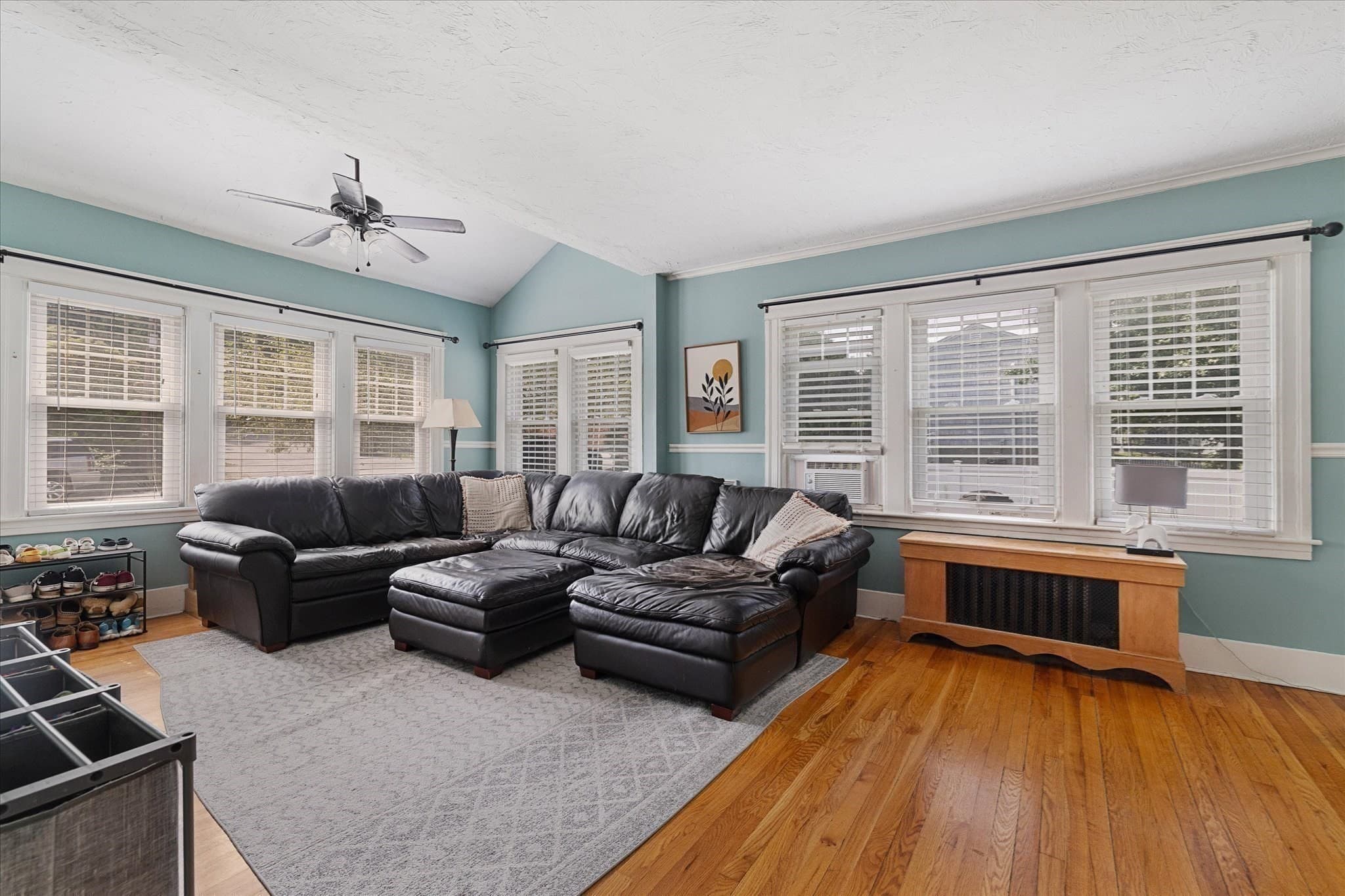 Single Family Residence at 22 Oneida, Worcester MA 01606, Worcester, photo 9 of 27