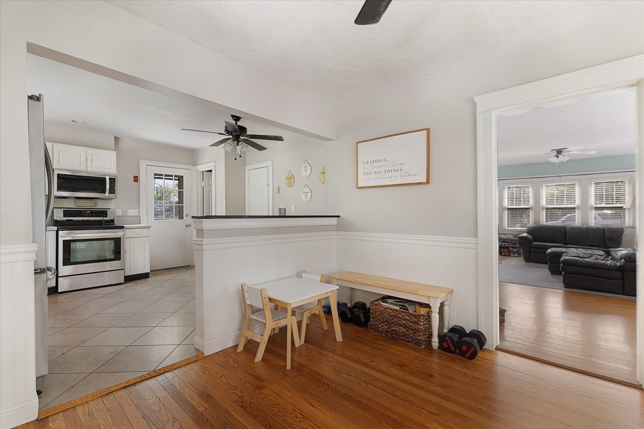 Single Family Residence at 22 Oneida, Worcester MA 01606, Worcester, photo 8 of 27