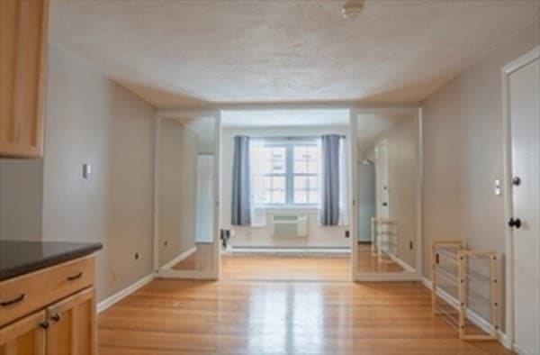 Condominium at 4 Colonial Village Drive # 7, Arlington MA 02474, Arlington, photo 6 of 13