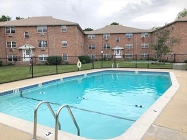 Condominium at 4 Colonial Village Drive # 7, Arlington MA 02474, Arlington, photo 13 of 13