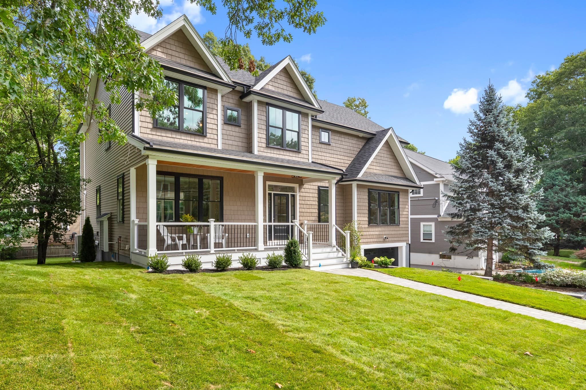 53 Hodge Rd, Arlington MA 02474