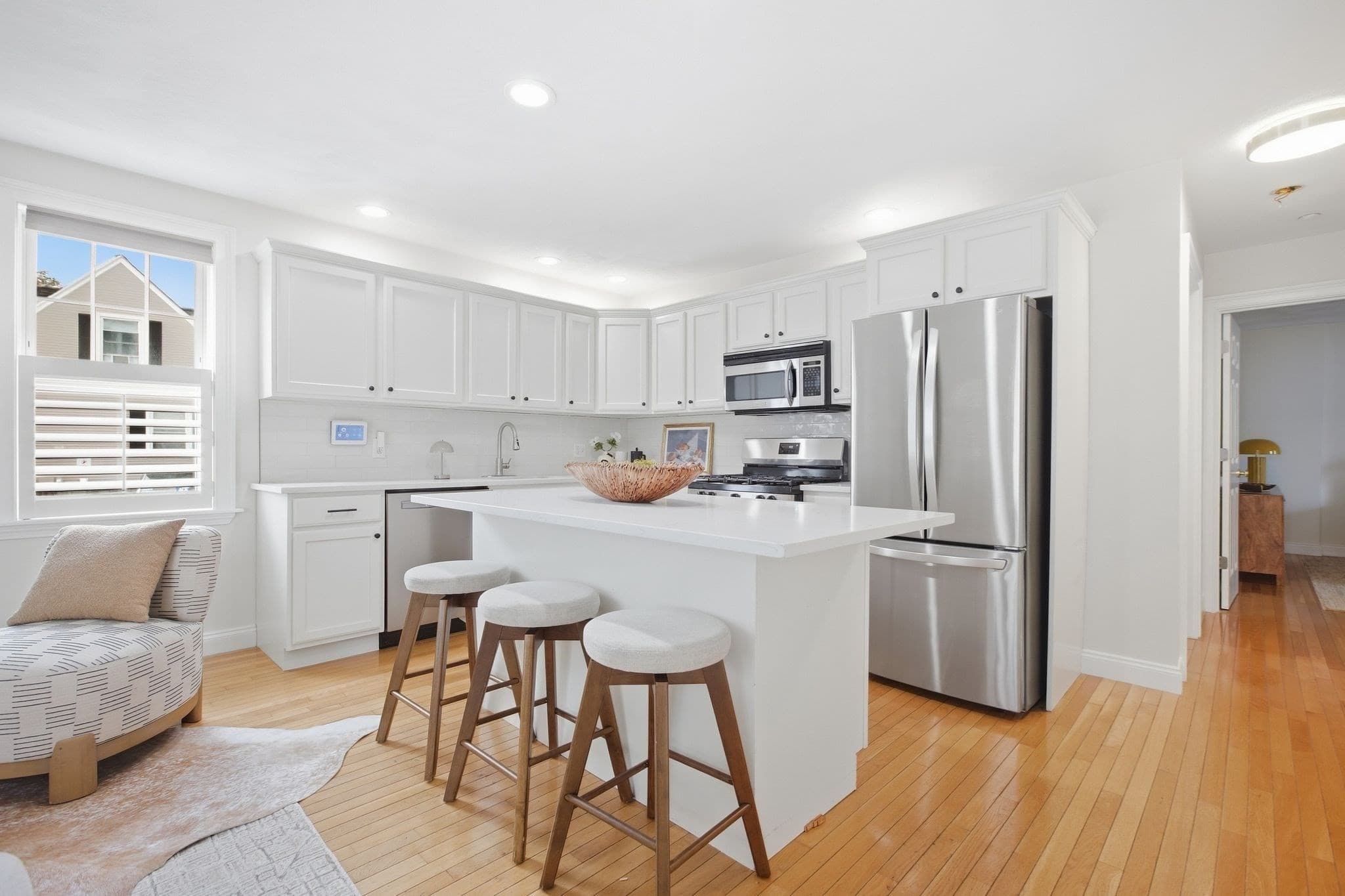 Condominium at 194 E St # A, Boston MA 02127, Boston, photo 2 of 20