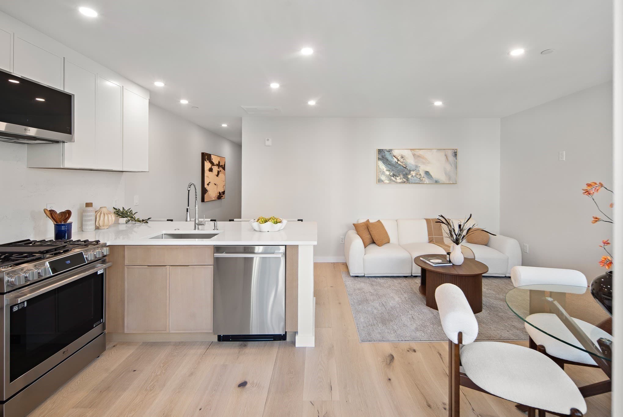 Condominium at 46 Everett Street # 3, Boston MA 02128, Boston, photo 10 of 23