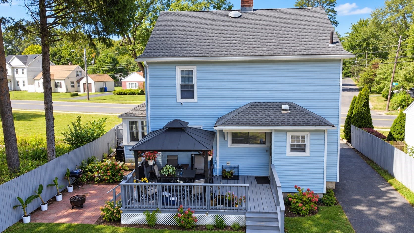 Single Family Residence at 1245 Bay St, Springfield MA 01109, Springfield, photo 30 of 38