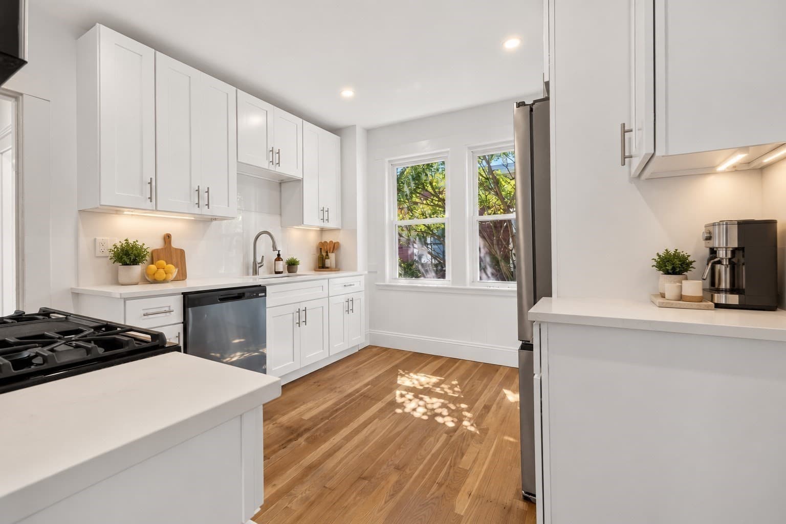 Condominium at 7 Richard Ave # 3, Cambridge MA 02140, Cambridge, photo 5 of 15