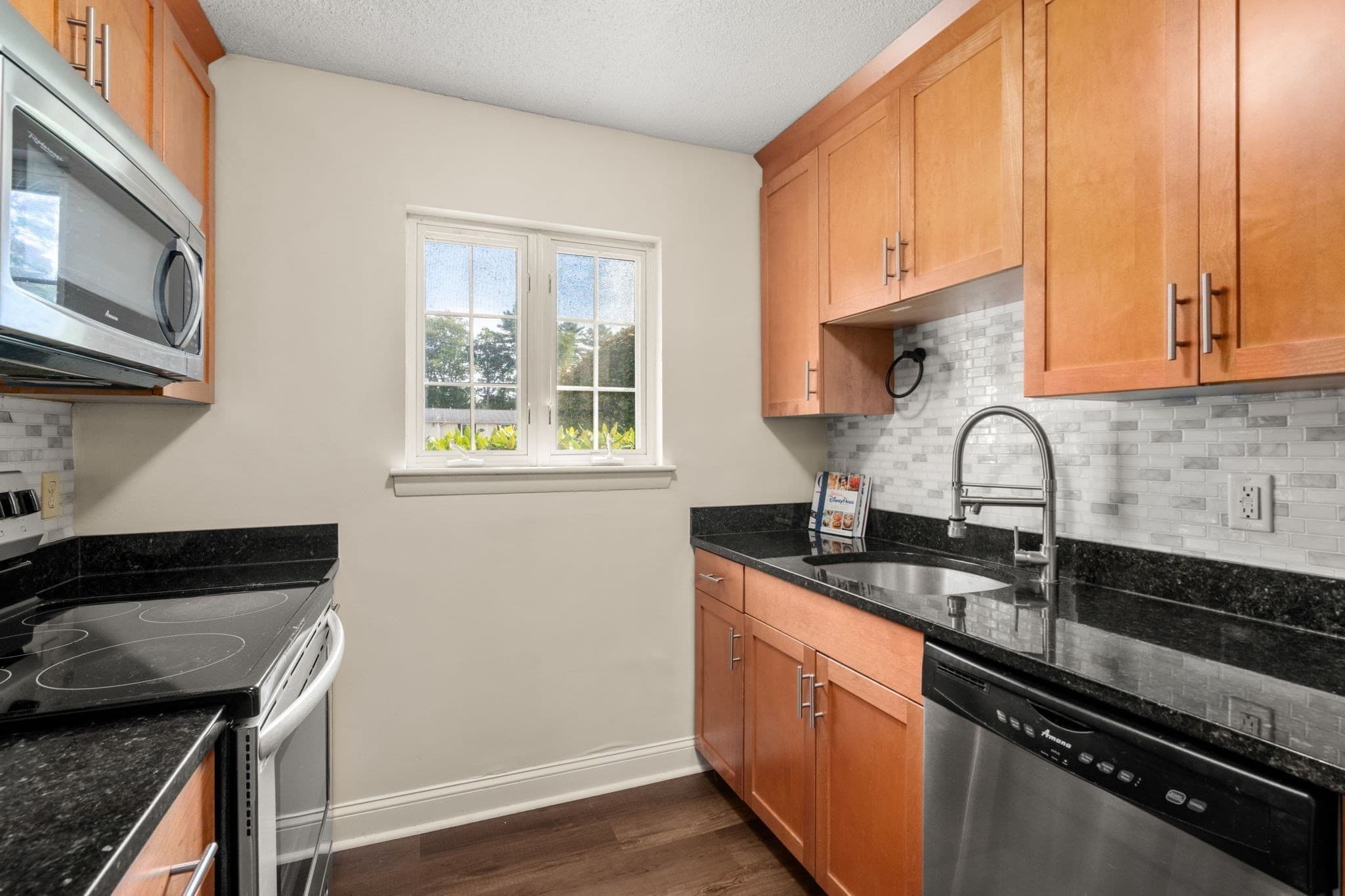 Condominium at 1 Janet Road # 8, Easton MA 02375, Easton, photo 7 of 24