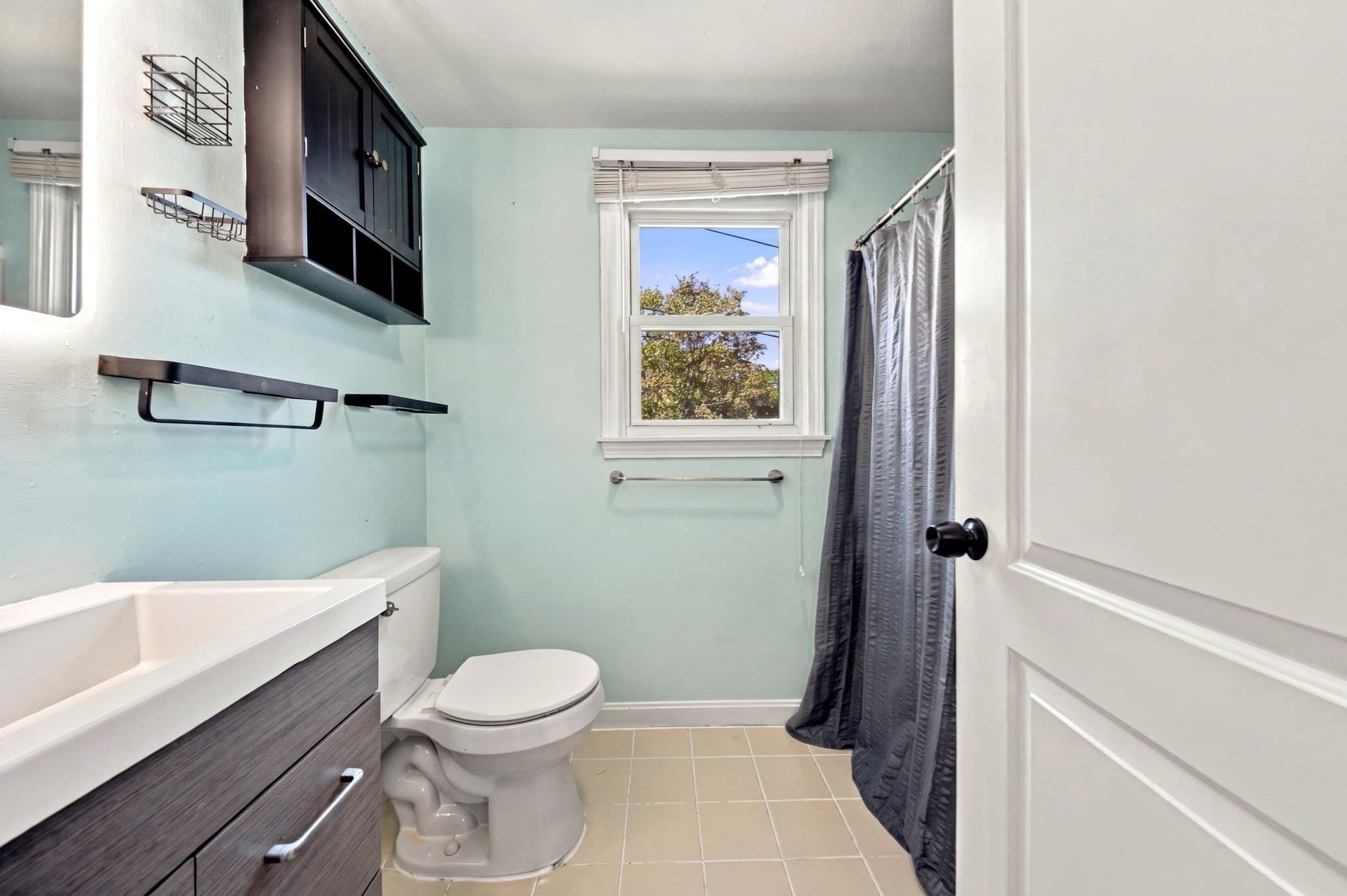 Single Family Residence at 6 Clifton Ave, Saugus MA 01906, Saugus, photo 18 of 41
