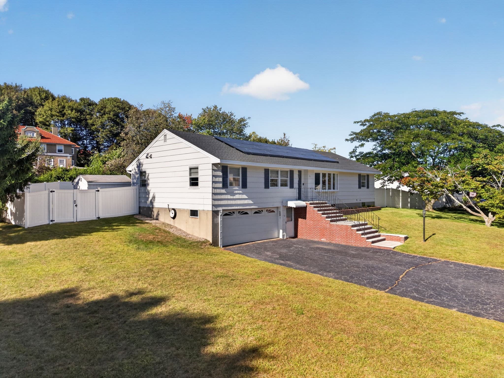 11 Powder Hill Rd, Methuen MA 01844