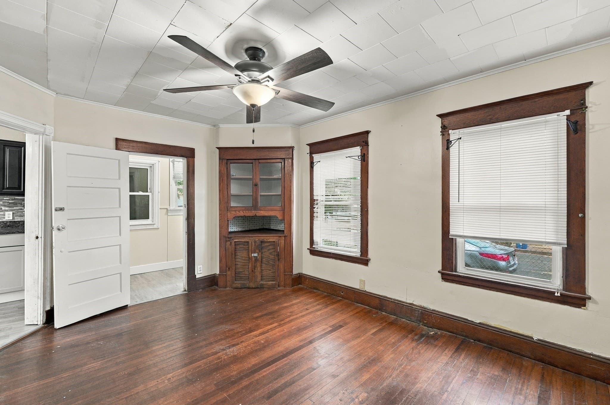 Single Family Residence at 132 Gilbert Ave, Springfield MA 01119, Springfield, photo 26 of 37