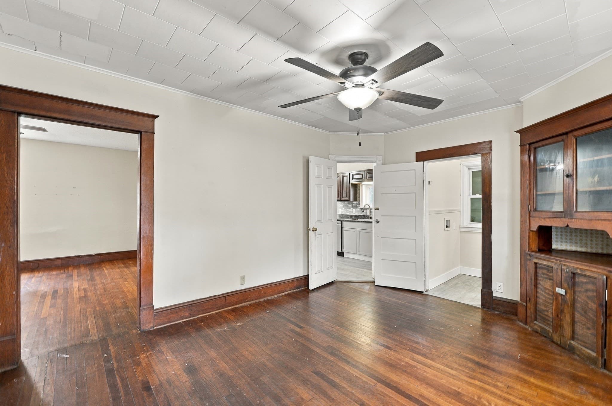 Single Family Residence at 132 Gilbert Ave, Springfield MA 01119, Springfield, photo 28 of 37