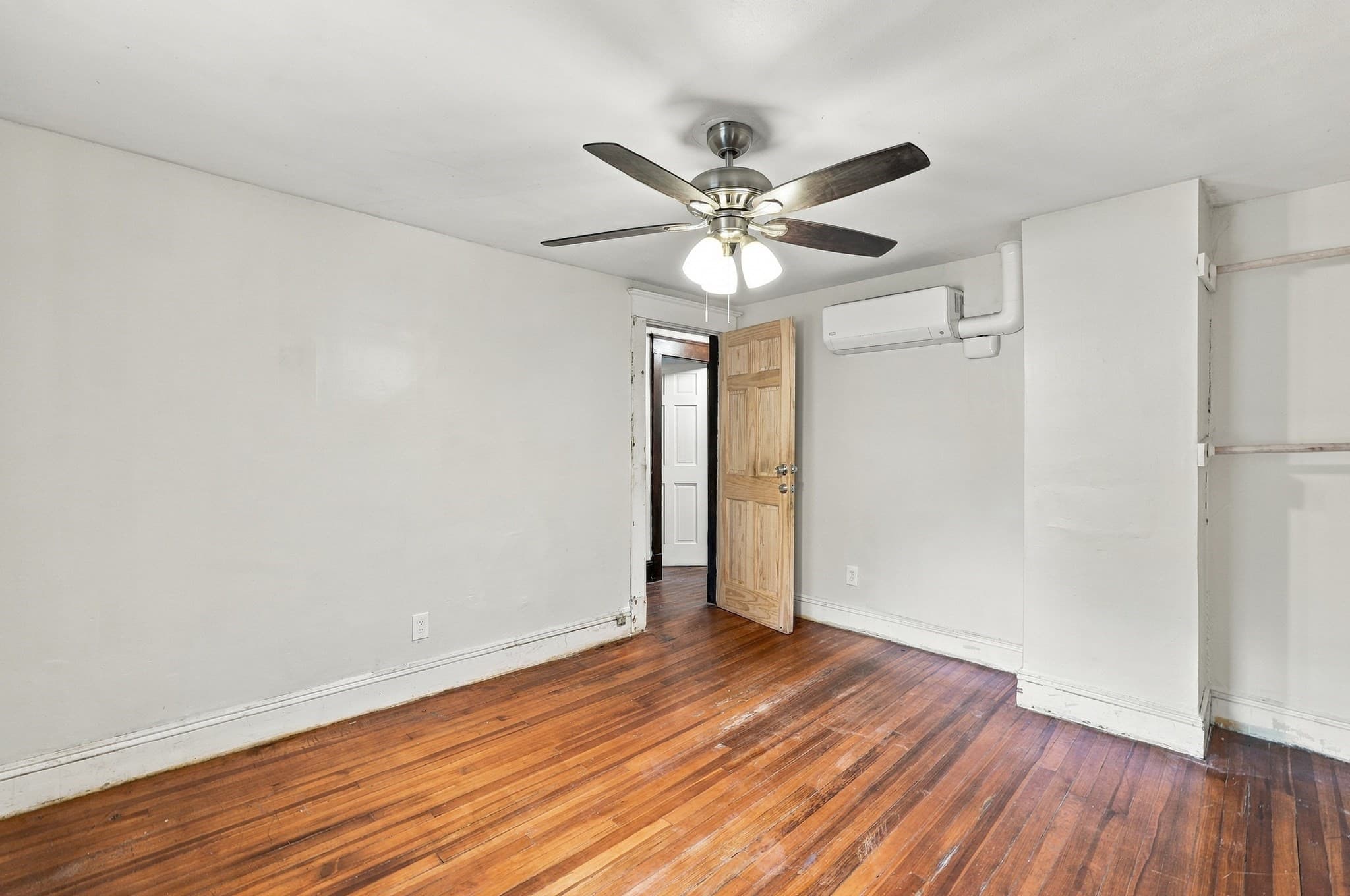 Single Family Residence at 132 Gilbert Ave, Springfield MA 01119, Springfield, photo 33 of 37