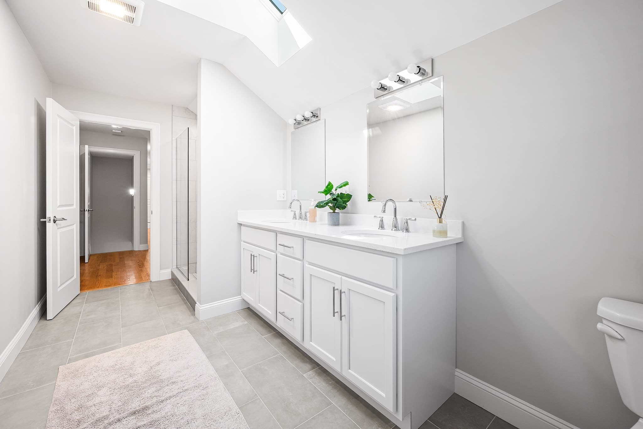 Condominium at 4 Fairmount St # A, Woburn MA 01801, Woburn, photo 27 of 42