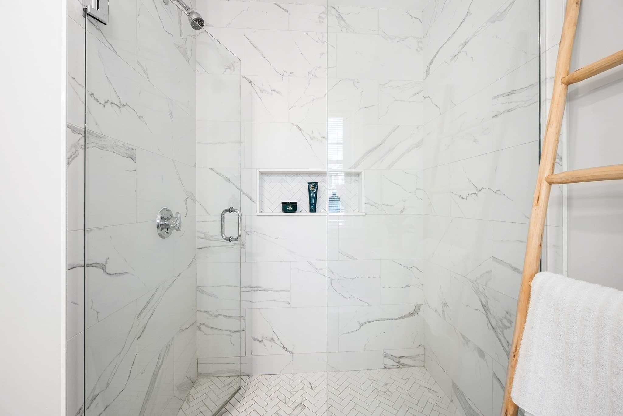 Condominium at 4 Fairmount St # A, Woburn MA 01801, Woburn, photo 16 of 42