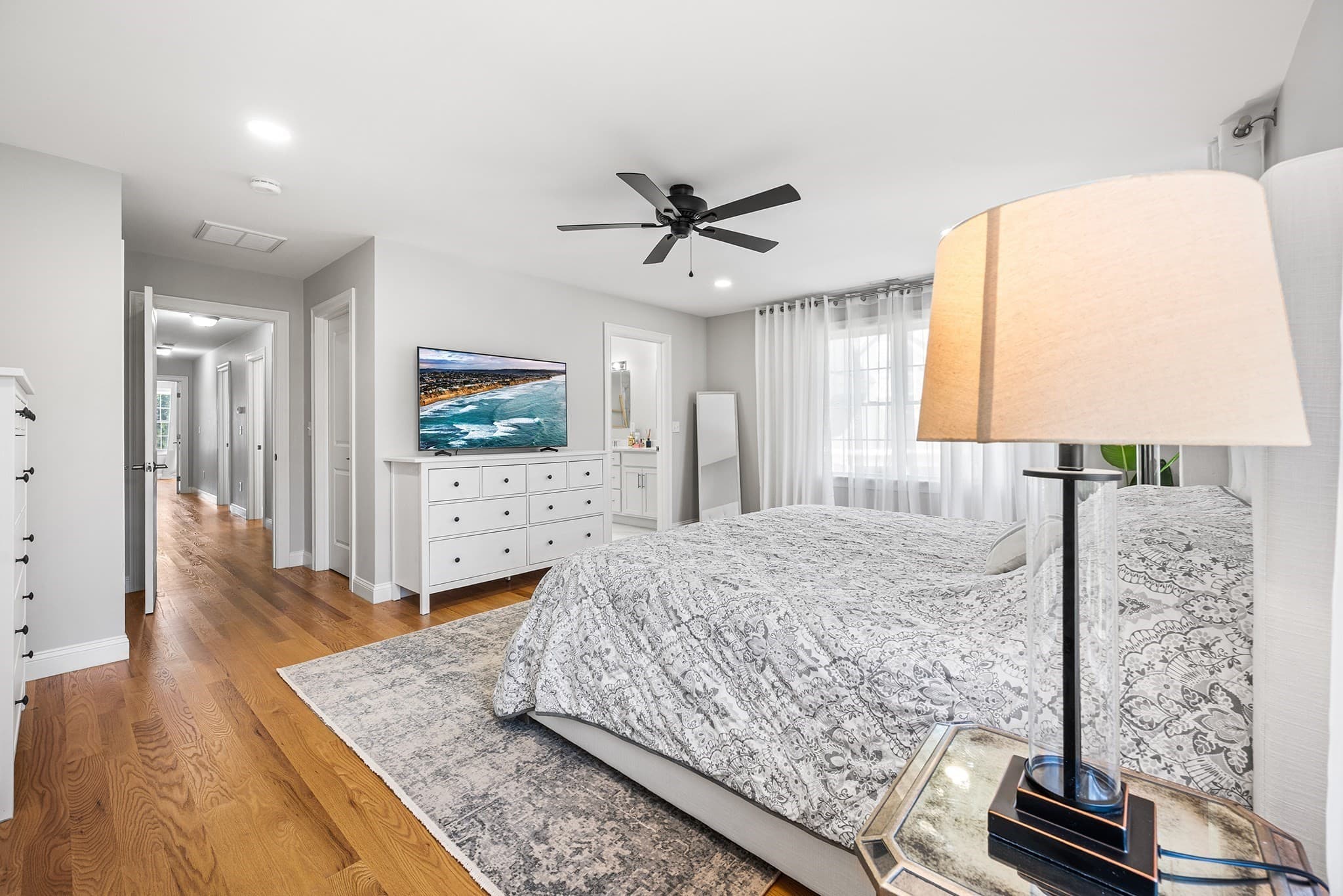 Condominium at 4 Fairmount St # A, Woburn MA 01801, Woburn, photo 14 of 42
