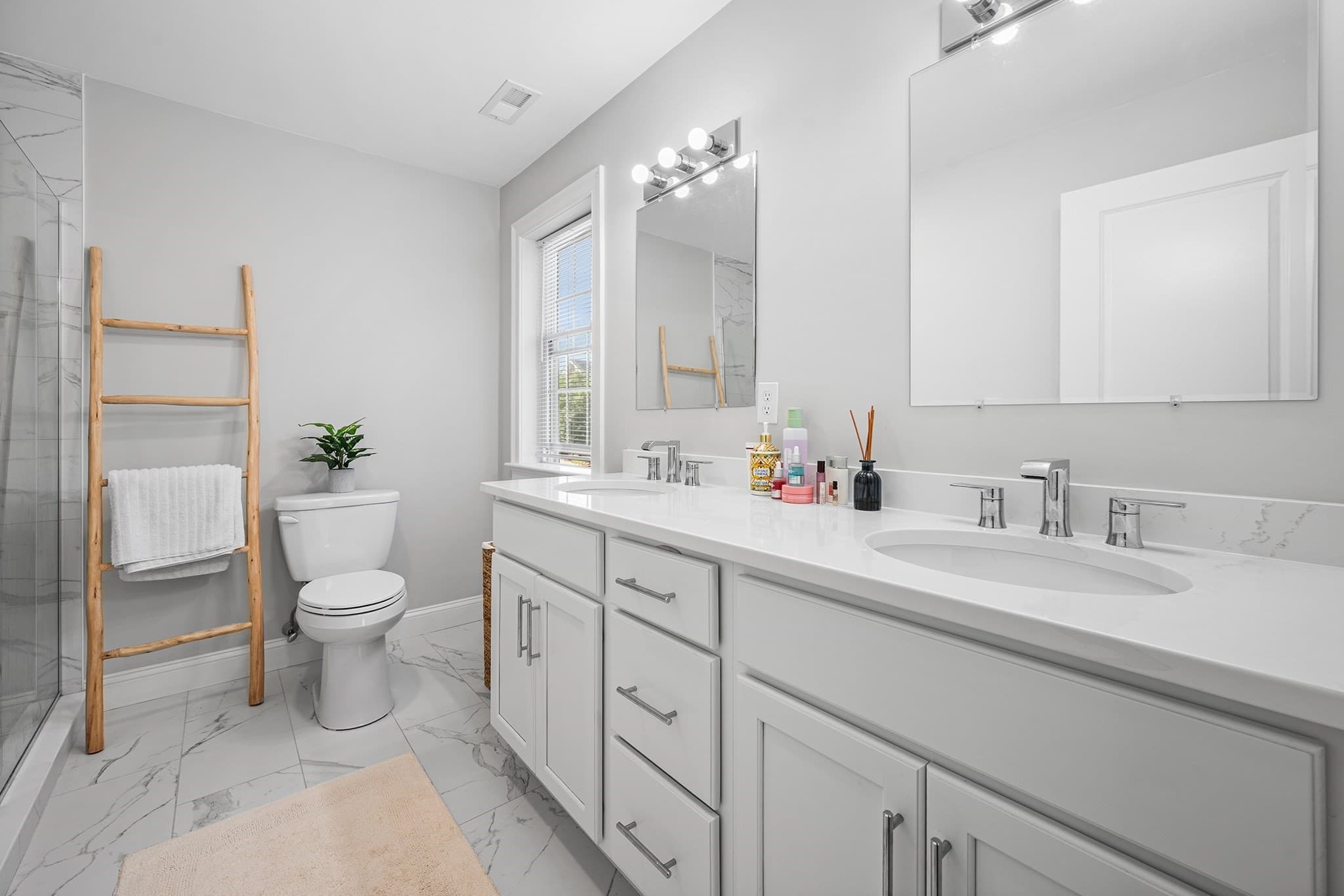 Condominium at 4 Fairmount St # A, Woburn MA 01801, Woburn, photo 15 of 42
