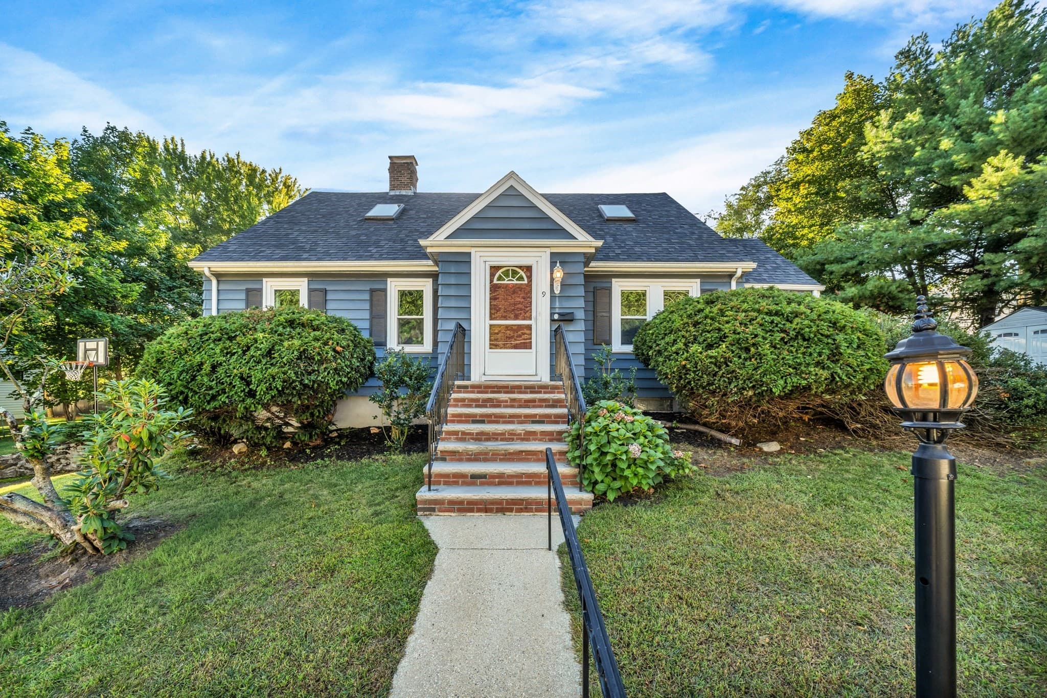 9 Priscilla Ln, Winchester MA 01890