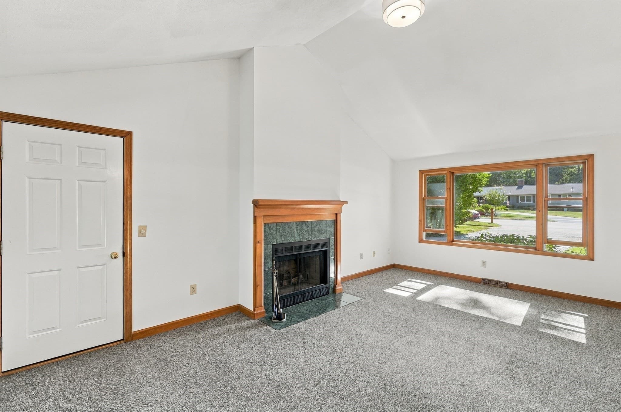 Single Family Residence at 690 Converse Street, Longmeadow MA 01106, Longmeadow, photo 17 of 39