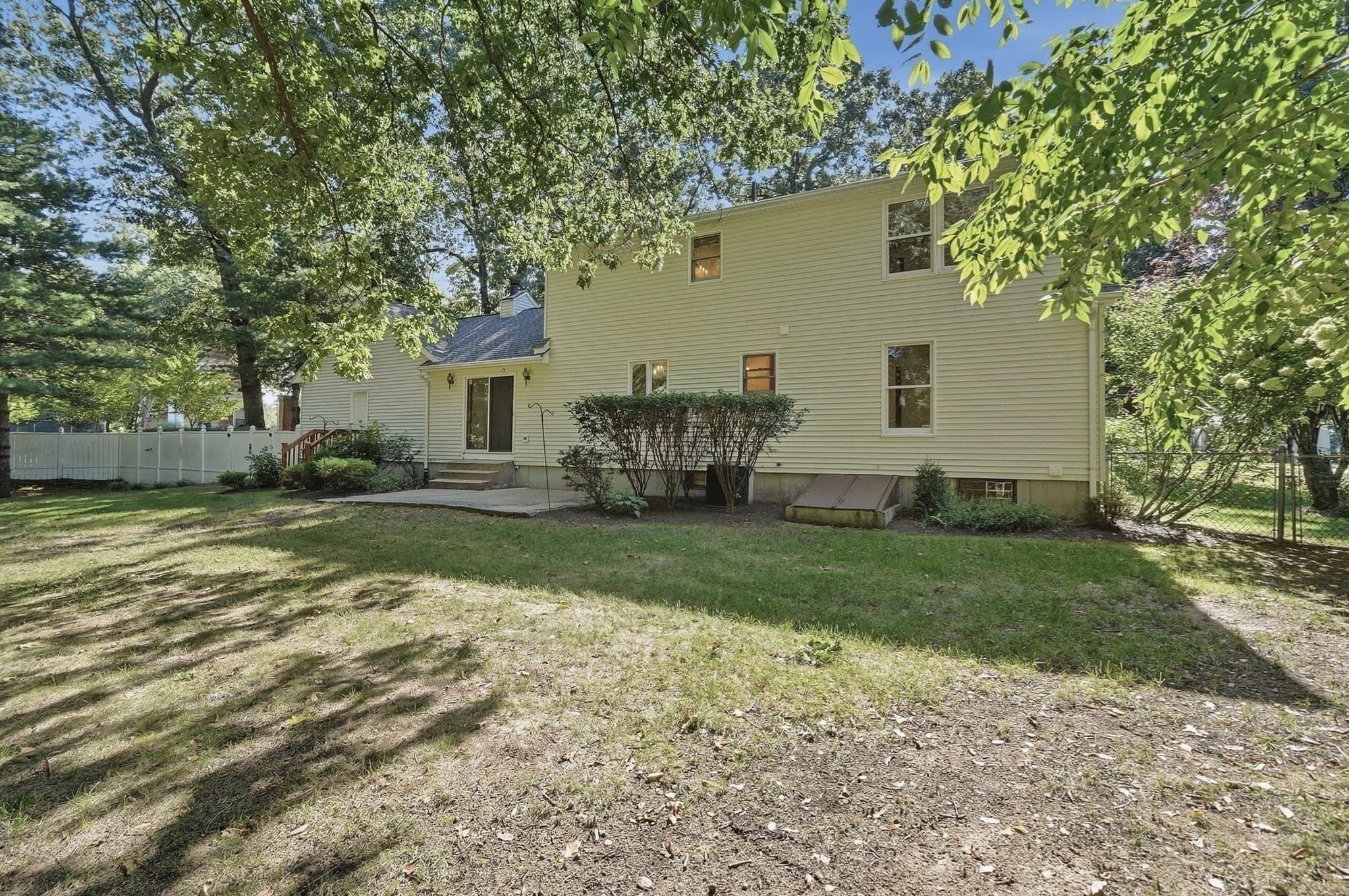 Single Family Residence at 690 Converse Street, Longmeadow MA 01106, Longmeadow, photo 36 of 39