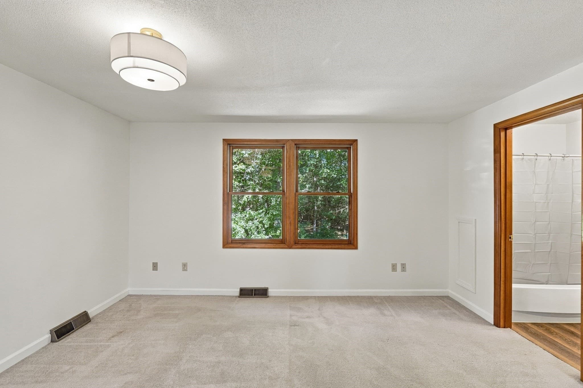 Single Family Residence at 690 Converse Street, Longmeadow MA 01106, Longmeadow, photo 30 of 39