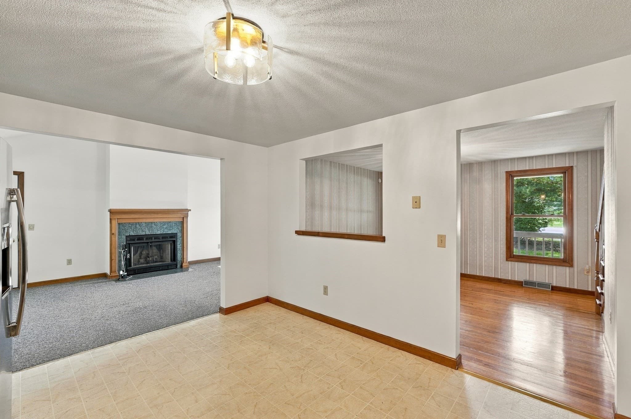 Single Family Residence at 690 Converse Street, Longmeadow MA 01106, Longmeadow, photo 15 of 39
