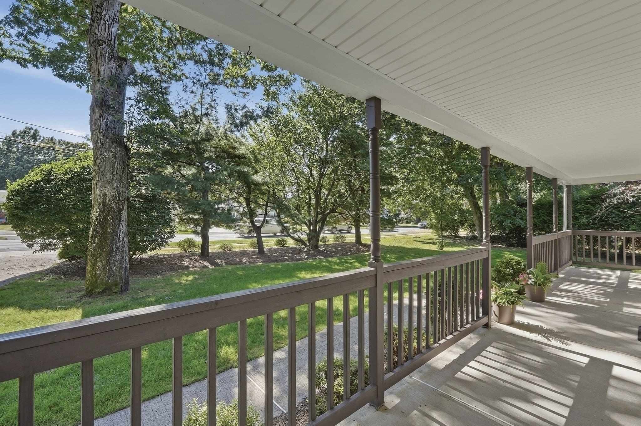 Single Family Residence at 690 Converse Street, Longmeadow MA 01106, Longmeadow, photo 4 of 39