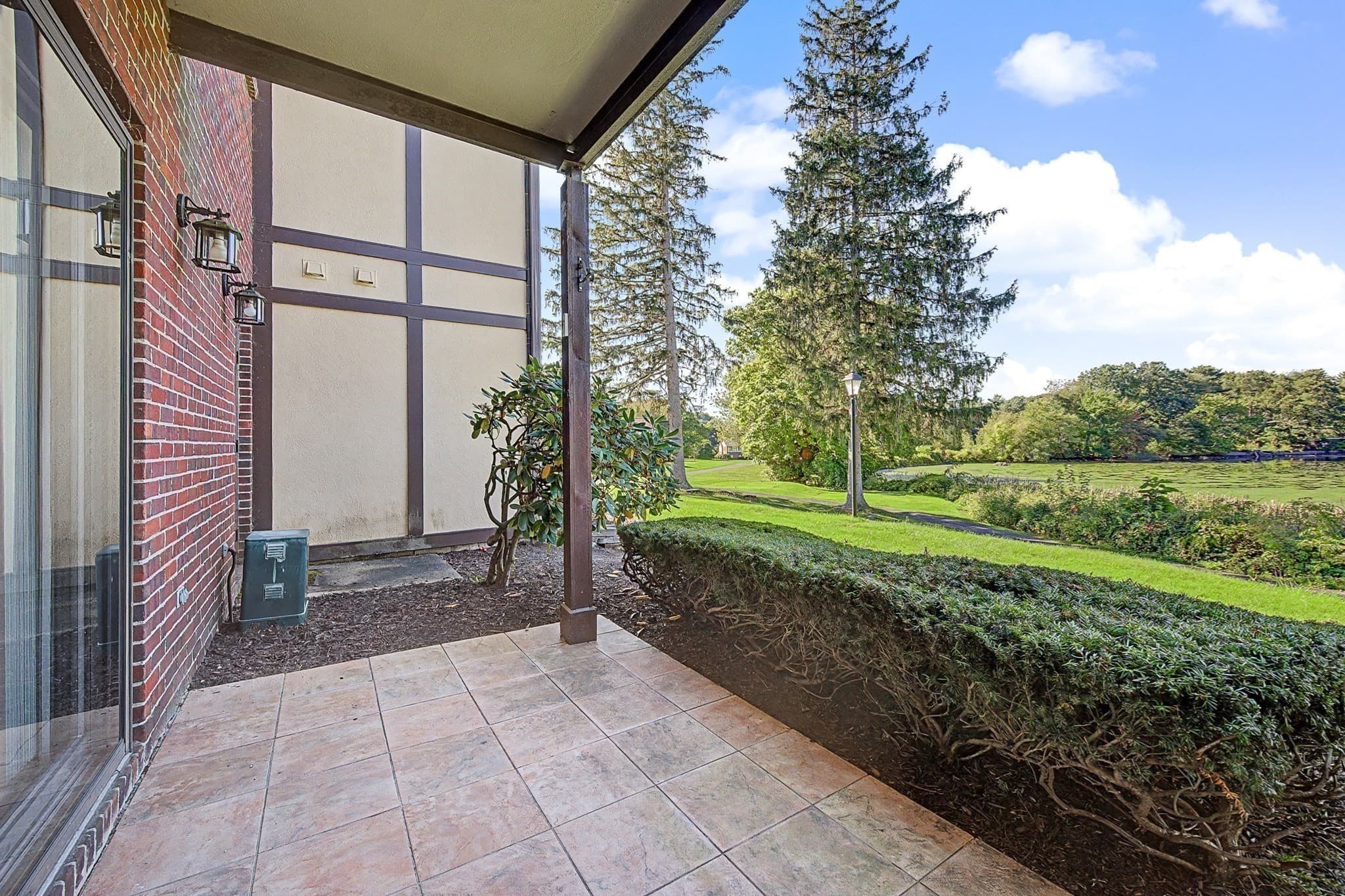 Condominium at 29 Rainbow Pond Dr. # B1, Walpole MA 02081, Walpole, photo 25 of 35