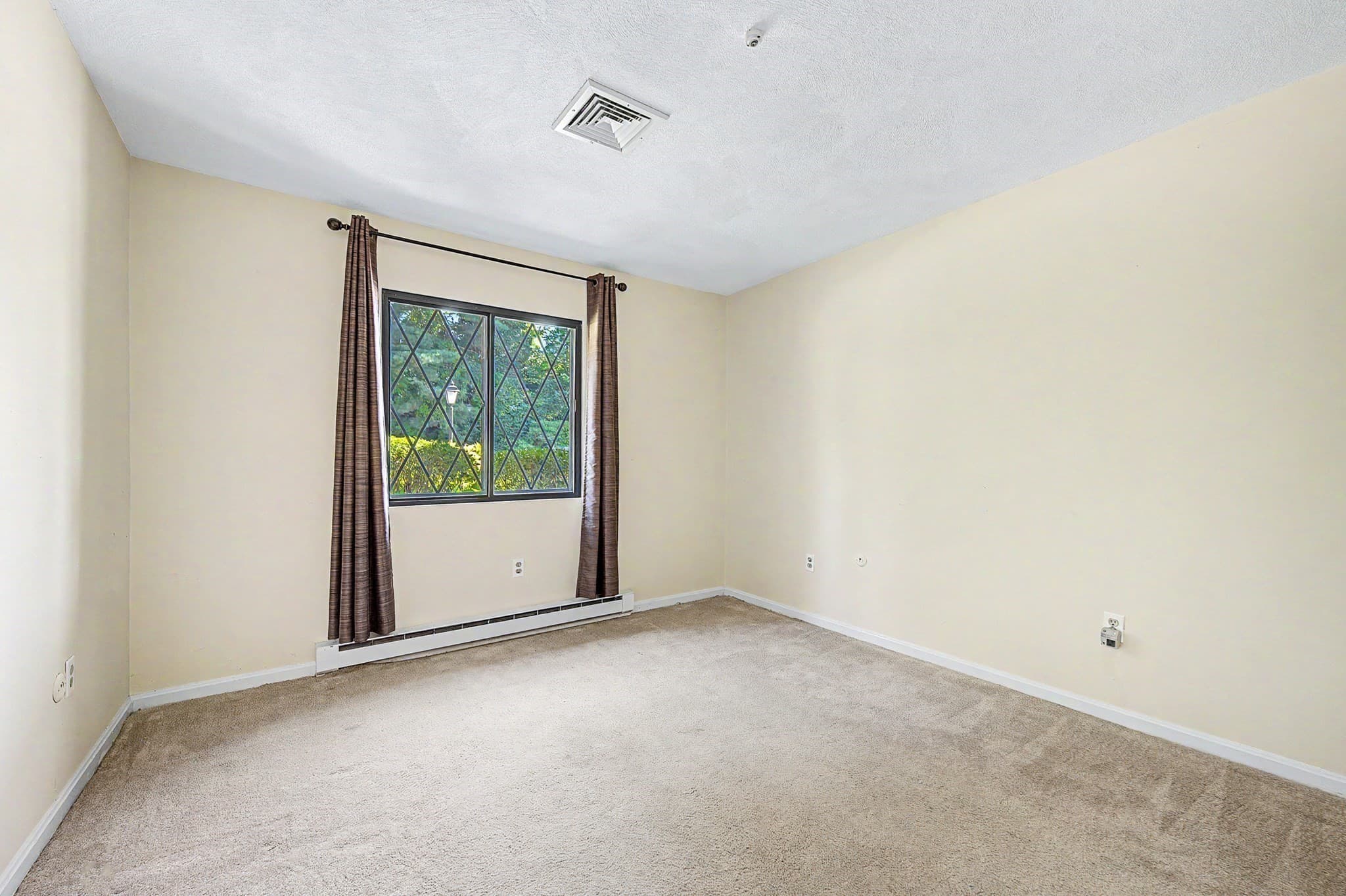 Condominium at 29 Rainbow Pond Dr. # B1, Walpole MA 02081, Walpole, photo 21 of 35