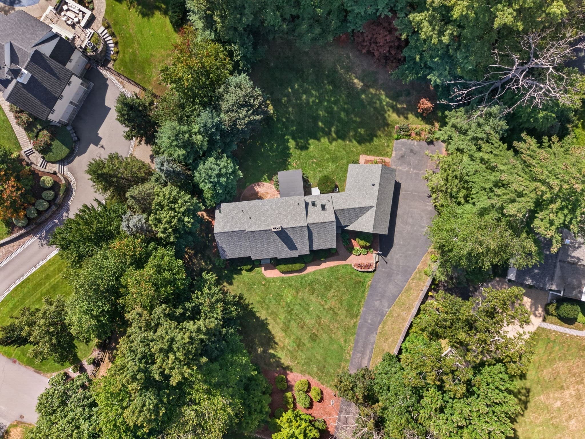Single Family Residence at 132 Brentwood Cir, North Andover MA 01845, North Andover, photo 3 of 42