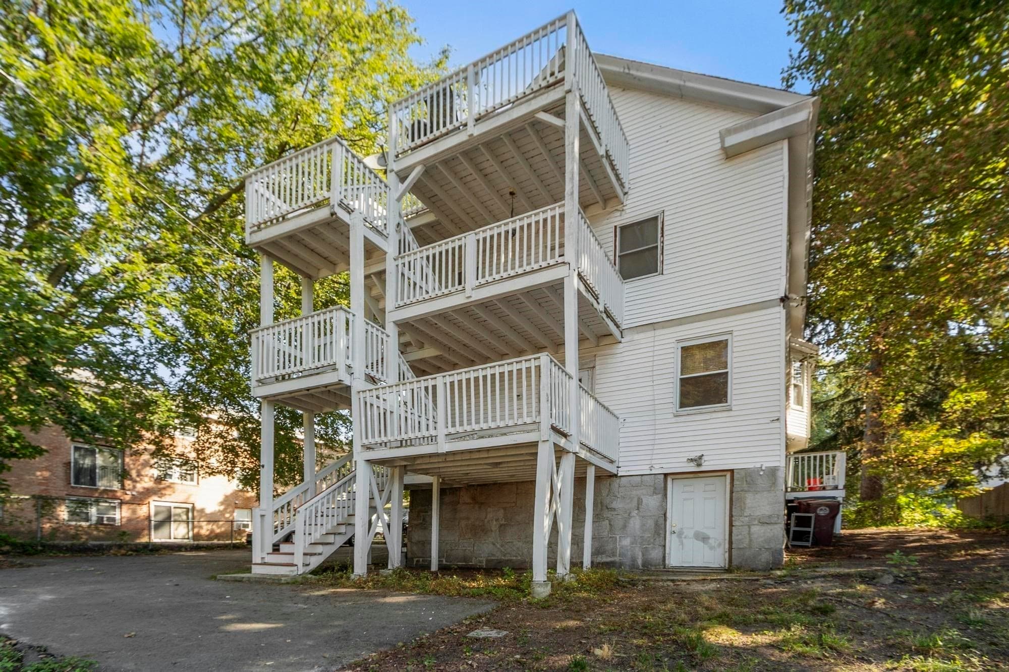 3 Family - 3 Units Up/Down at 305 Nesmith St, Lowell MA 01852, Lowell, photo 36 of 36