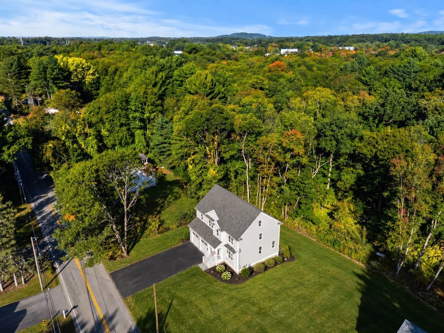 Single Family Residence at 160 Vale St, Tewksbury MA 01876, Tewksbury, photo 5 of 8