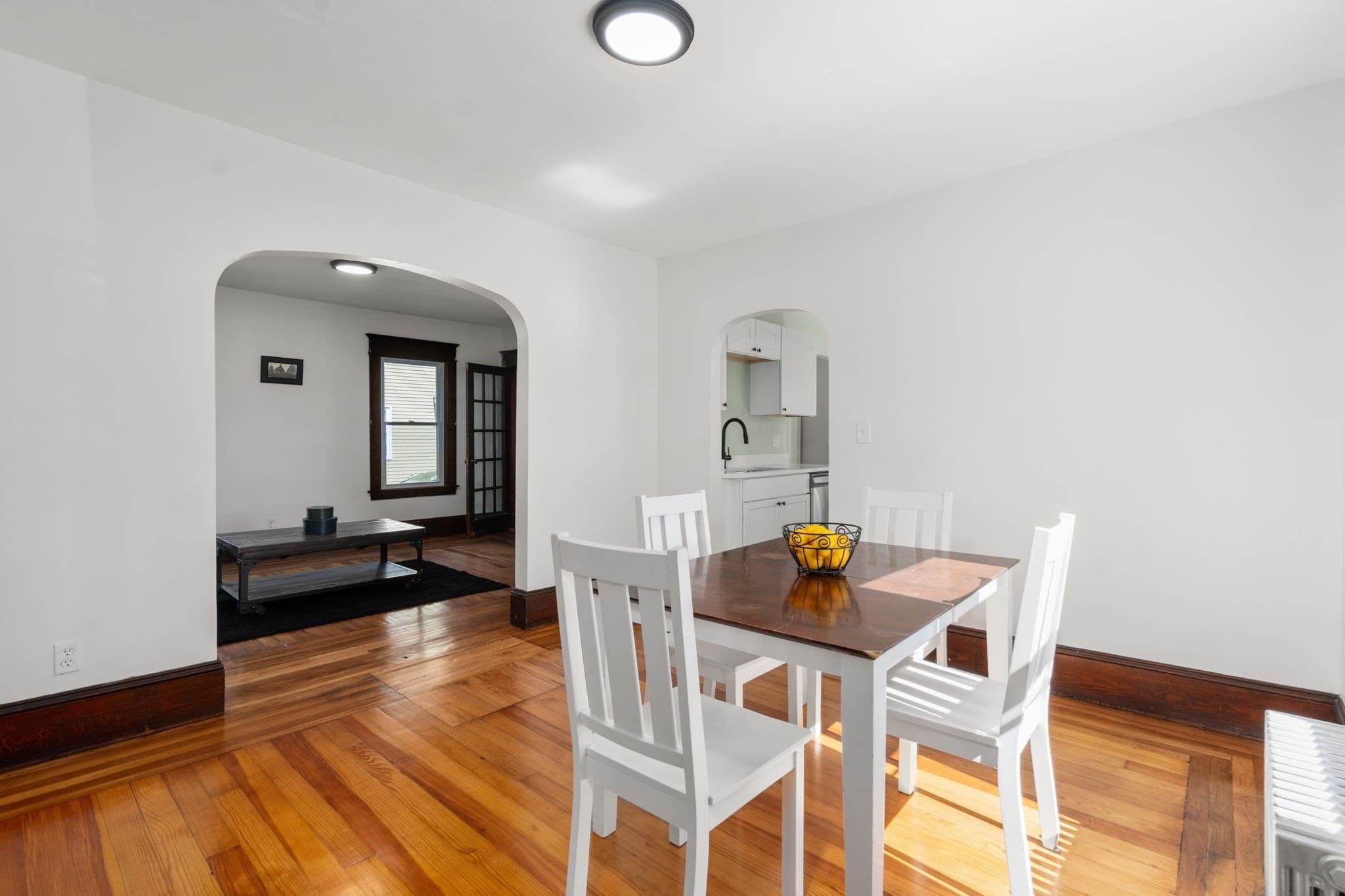 Single Family Residence at 549 Chicopee St, Chicopee MA 01013, Chicopee, photo 10 of 28